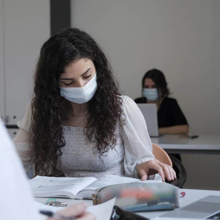 Tutte le indicazioni e i moduli per l’accesso e la permanenza in Collegio